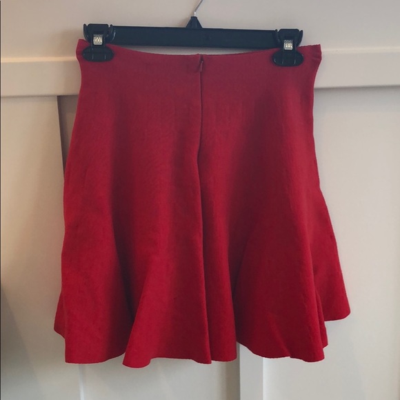 Signature 8 red flared skirt - Picture 2 of 3